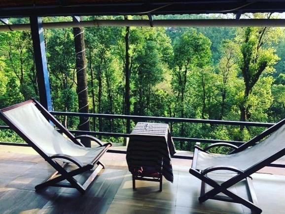 Cloud 9 Homestay Attigundi エクステリア 写真
